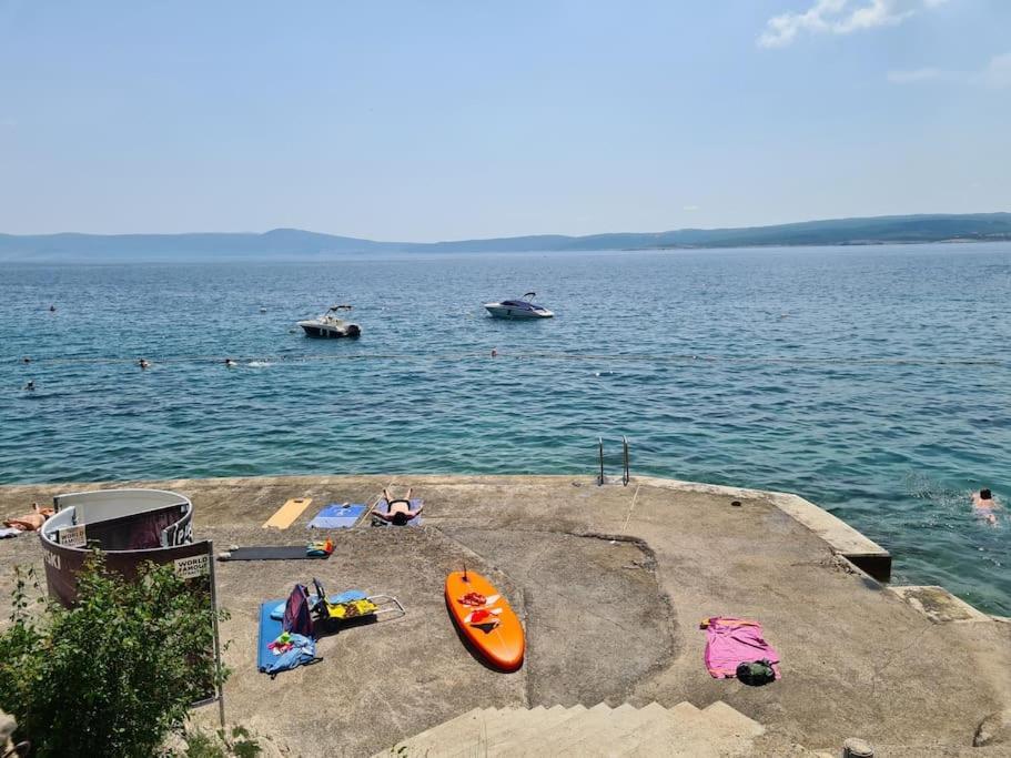Apartment Lisinski Crikvenica Exterior foto